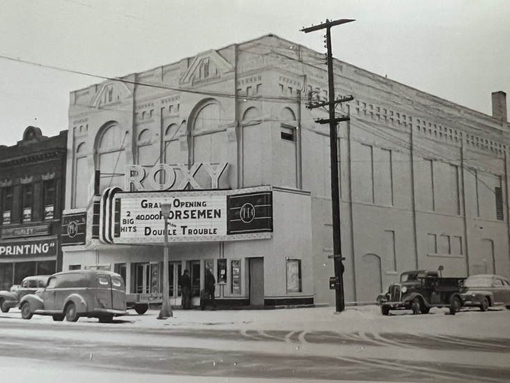 Roxy Theatre - Roxy Theatre Bay City 1940 -Photo By Al Johnson (newer photo)